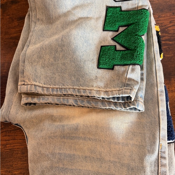 Ransom Multi-Color Lettered Light Blue Jeans - Picture 4 of 8